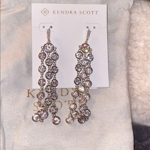 KENDRA SCOTT SILVER DAYA EARRINGS
